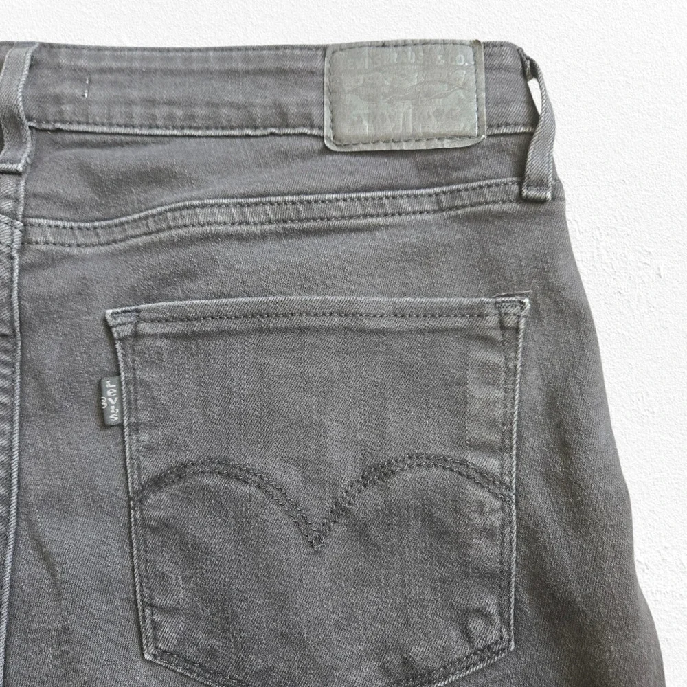 Levi's 721 Skinny Black Charcoal Gray High Waisted Slim Skinny Leg Jeans Size 32